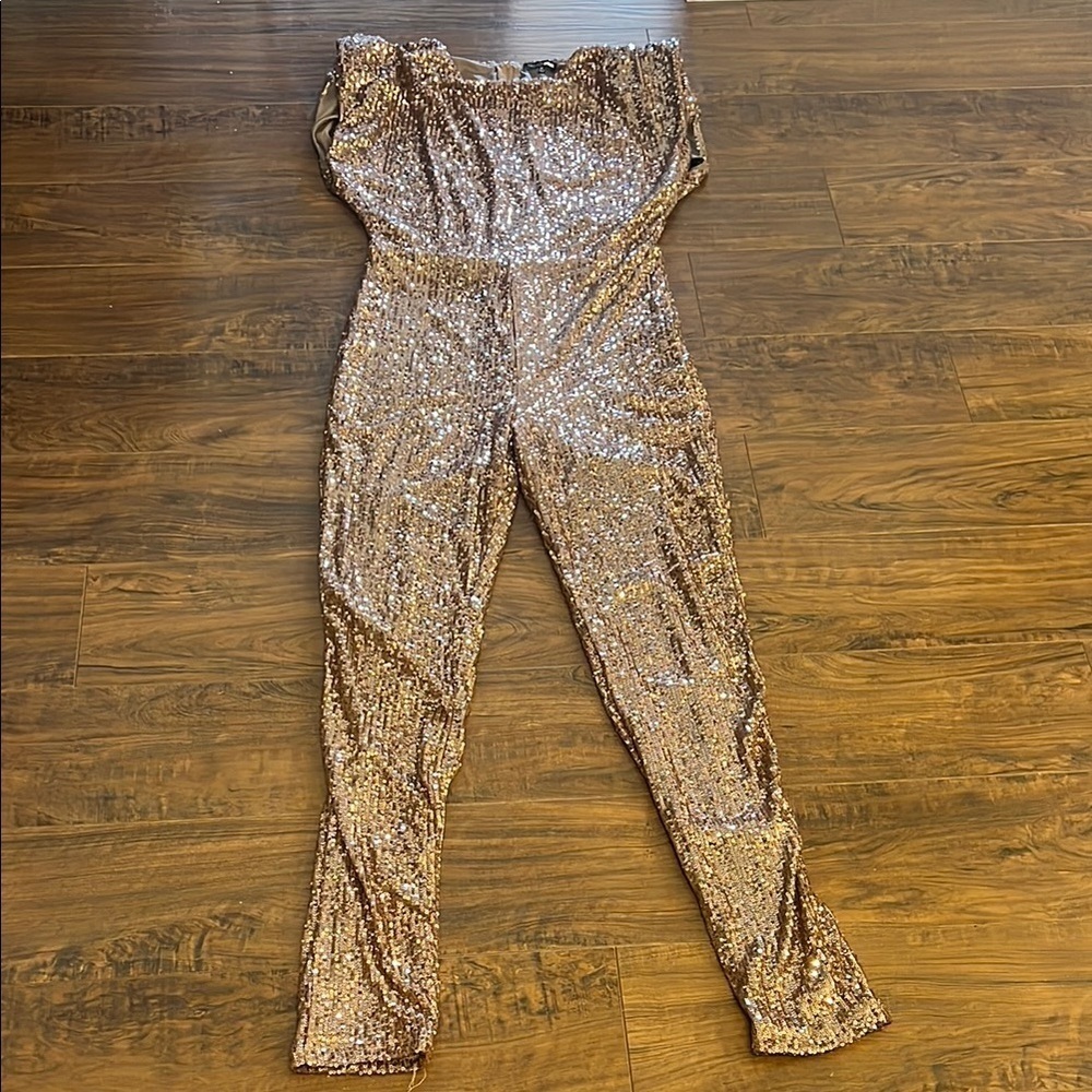 Fashion Nova Shimmering Sequin Jumpsuit, S. XL